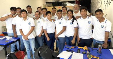 Estudiantes de T.S.U. en Mantenimiento Realizan Práctica de Enseñanza Estudiantes de T.S.U. en Mantenimiento Realizan Práctica de Enseñanza