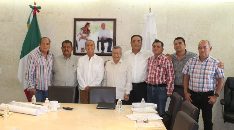 Se Reúnen el Secretario Marcial Rodríguez Saldaña y el Rector, José Luis Solano Molina
